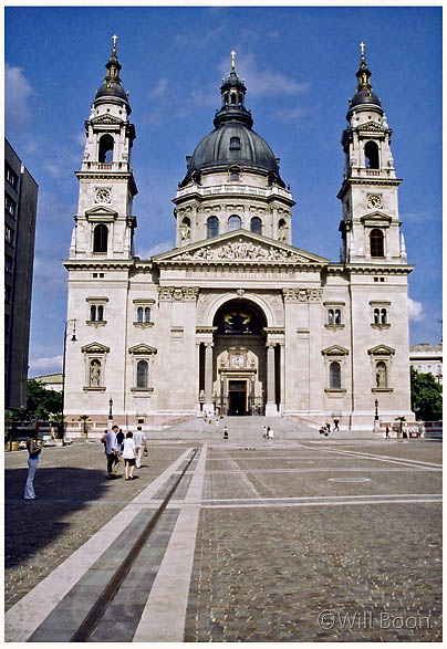 The impressive and imposing Basilica of Saint Stephen, Budapest